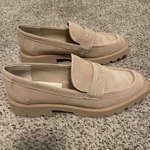 Dolce Vita Elias suede platform loafer brand new 10